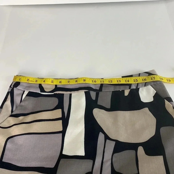abstract print Eclectic black white grey maximalist skirt with pocket size 10 - Picture 6 of 9